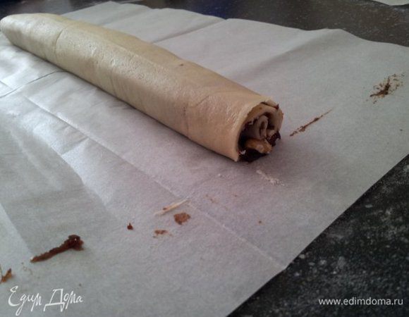 И вот что у нас получается. Кстати, края можно немного залепить, но не обязательно. 