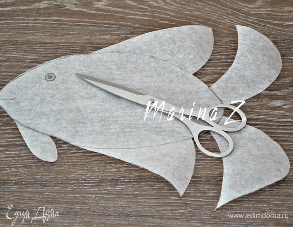 Вырезаем шаблон.