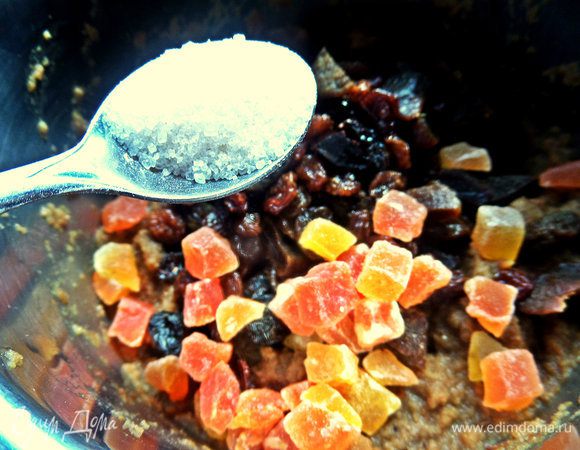 Сахар я в этот раз не добавляла, и так сладко, но вот ваниль обязательно! Корица тоже приветствуется, кто любит.