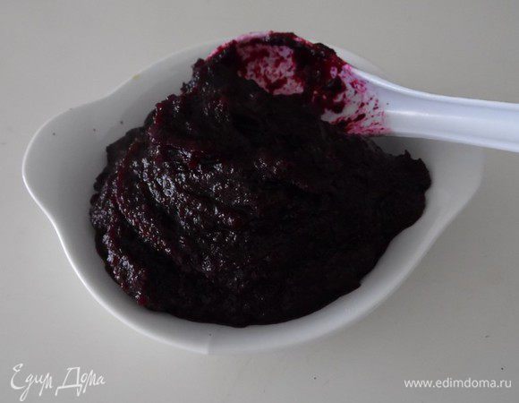 Отчистить от кожуры и натереть на терке.