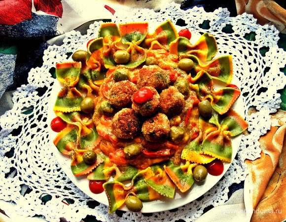 Посыпаем сухим укропом и подаём такое "художественное" вкусное блюдо :)