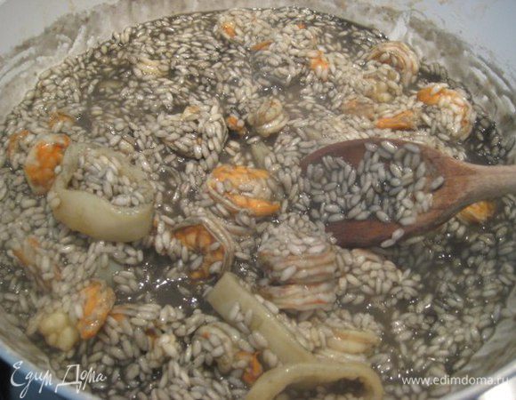 Готовить ризотто 16-18 минут.