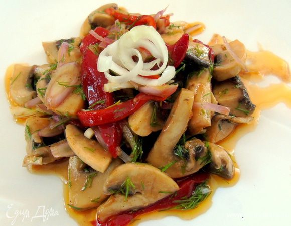 Оставить мариноваться на 1 час, через пол часа перемешайте и перед подачей опять перемешайте.  Приятного аппетита! Худеем вкусно!