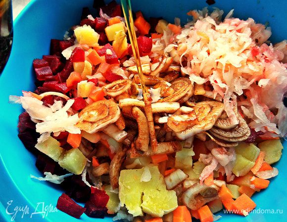 Оливковое масло для салатов. Хрен для пикантности, кто любит! Я не солила, вкусно и так!