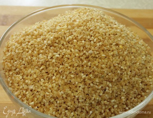 Крупа. Я написала вес в граммах, получается полтора стакана. Стакан емкостью 250 мл.