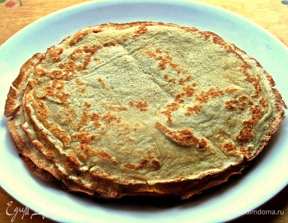 Блинчики небольшие,диаметр сковороды 15 см. Не думайте, что это только для несладкой начинки, блины ароматные, вкусные, вполне пригодны как десерт, мои любят со сгущёнкой!