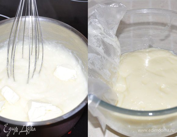 Тонкой струйкой наливаем в миску горячее молоко, хорошо перемешивая, затем всю смесь переливаем в сотейник и варим, всё время помешивая венчиком, на среднем огне до загустения. 
Снимаем с огня, добавляем сливочное масло и хорошо перемешиваем 1-2 минуты. 
На водяной бане распустить желатин и ввести его в заварной крем, хорошо перемешать. Миску накрыть пищевой пленкой в контакте с поверхностью крема (чтобы не образовалась корочка, но и не выступил конденсат). Крем остудить до комнатной температуры.
