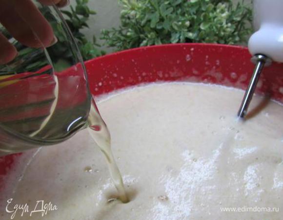 В конце добавляем в пюре желатин и взбиваем еще минут 7.