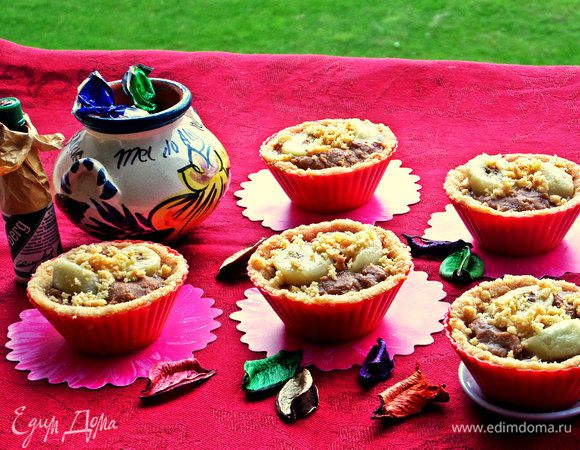 Сразу подаём или держим в холодильнике до подачи на стол.