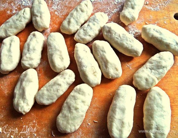 Вот столько малышей получается из половины состава теста! 18 штучек пирожков.