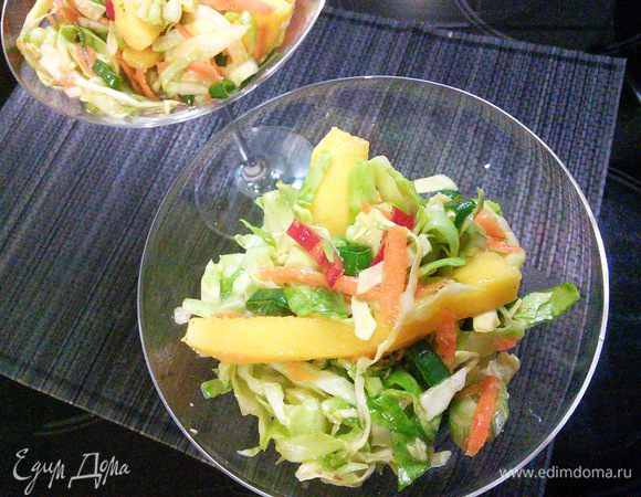 Как праздничный вариант можно подать в бокалах порционно... Приятного аппетита! 