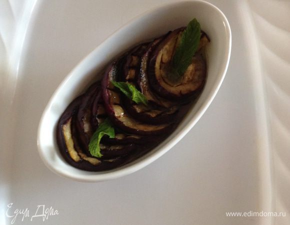 Подавать к столу можно в любой посуде, украсив по вашему вкусу.