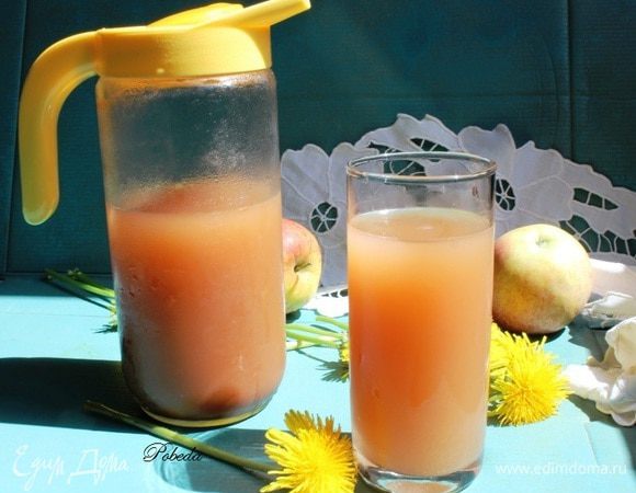 По истечении времени можно употреблять, либо поставить на хранение в холодильник. Если появился осадок - процедить. 
Очень просто и вкусно!
Прохлады вам в жаркие летние дни (надеюсь, они будут))
