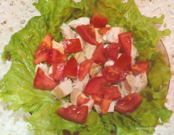 Укладываем на кусочки грудки.