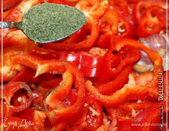 Опять-таки присаливаем и травок сушеным пару ложек … вредным не будет.