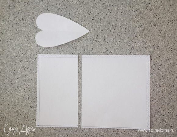 Обложка разделена на 2 части - желтую и белую. Поэтому вырезаю 2 прямоугольника и элементы для украшения. Учитываю, что обложка должна быть на 5 мм шире бисквита со всех сторон.