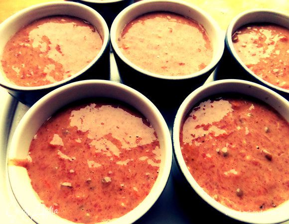 Можно просто запечь паштет без теста, в порционных керамических формочках.