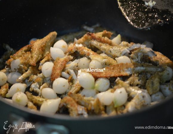 Для любителей лука можно добавить порезанную луковицу тонко или горсть жемчужного лука.