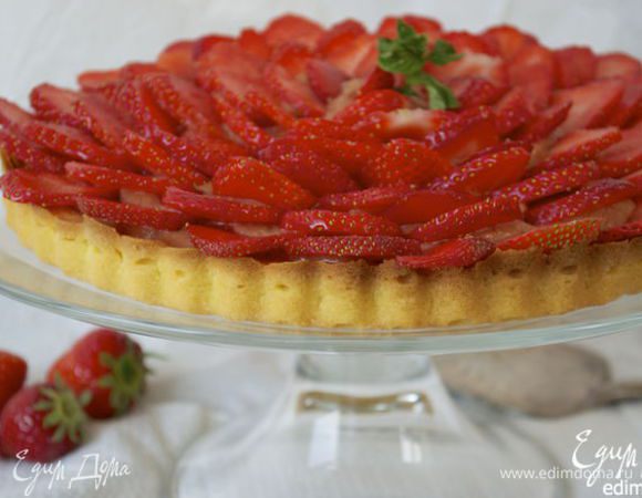 А еще детям очень нравится вот такой Тарт с клубничным кремом - http://www.edimdoma.ru/retsepty/67039-tart-s-klubnichnym-kurdom Очень вкусно!