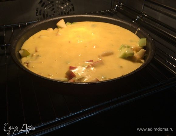 Поставить в духовку и выпекать 40 минут (190*).