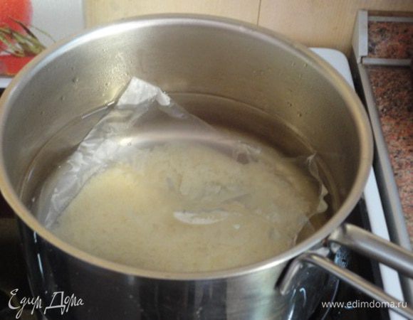 Поставить вариться рис для гарнира.