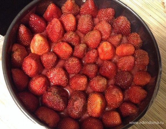 Заполнить ягодами все пространство.