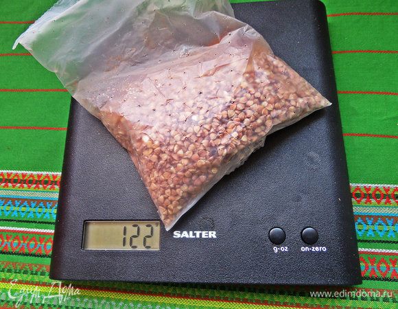 На четверых нужно 2 пакетика.