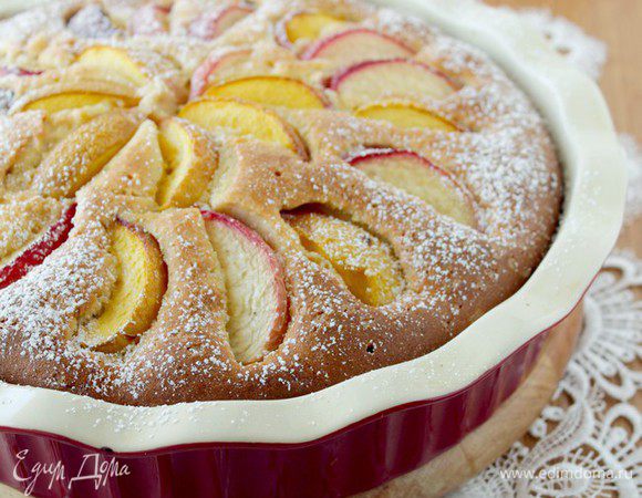 Выпекать в заранее разогретой до 180°C духовке около 50 минут, до сухой зубочистки.