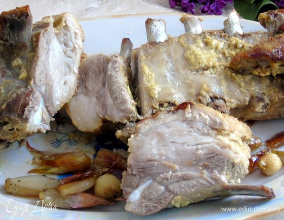 Угощайтесь! Приятного пикника!