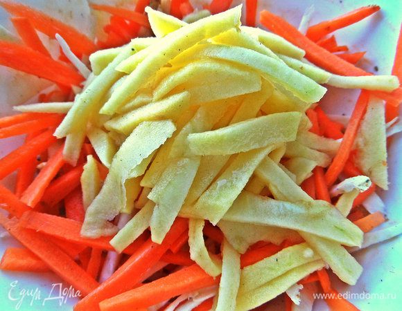 Лучше подойдёт сюда зелёное! Сбрызнуть лимонным соком.