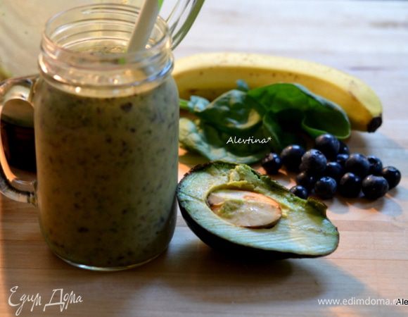 Разливаем по емкостям и подаем тут же. Приятного аппетита.