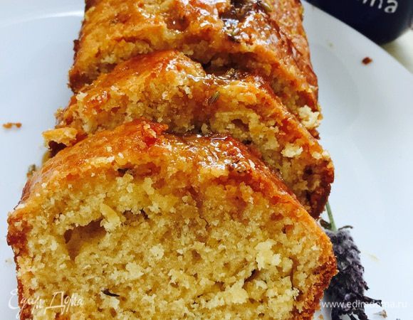 Тесто в форму и в духовку на минут 50 (до сухой зубочистки).