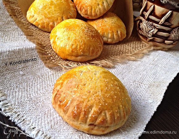 Вкусно с чаем, молоком и кофе.