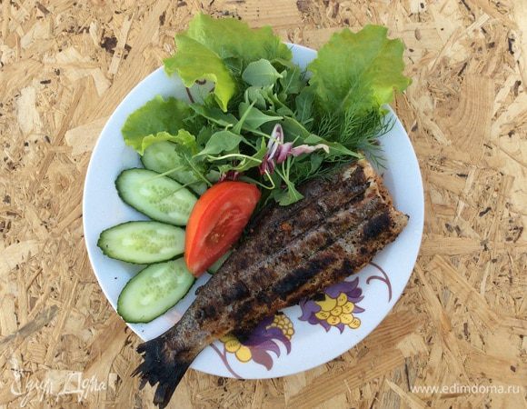 Подать с овощами.