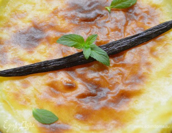 Достать флан, остудить и только тогда извлечь из формы!