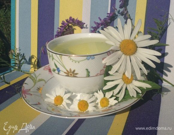 Налить в чашку.