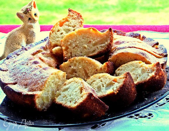 По желанию покрываем глазурью или просто посыпаем пудрой.