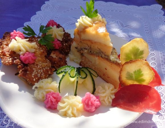 А так он выглядит на тарелке. 
Приятного аппетита!