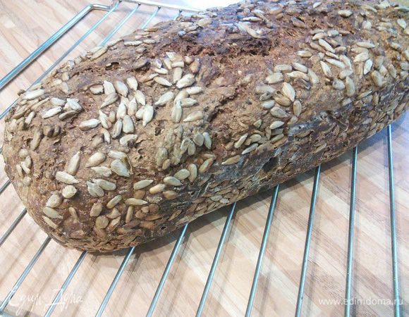 Охладить хлеб на решётке. 