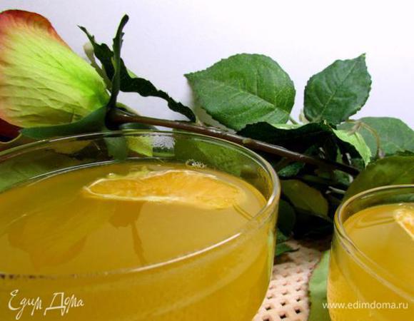 Если нужно процедите апельсиново-желейную смесь. Разлейте массу по креманкам или формочкам и уберите в холодильник на 5-6 часов.