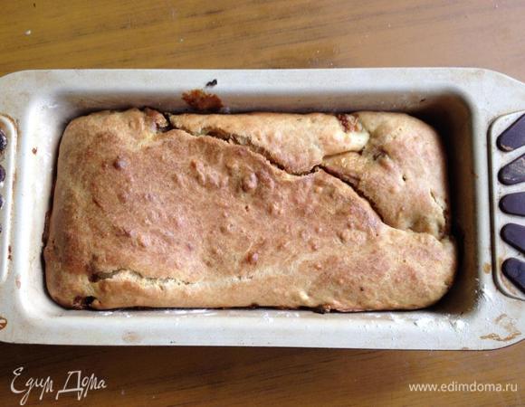 Выпекать примерно 50 минут. Духовка 180С.
Готовый кекс немного охладить. Достать из формы.