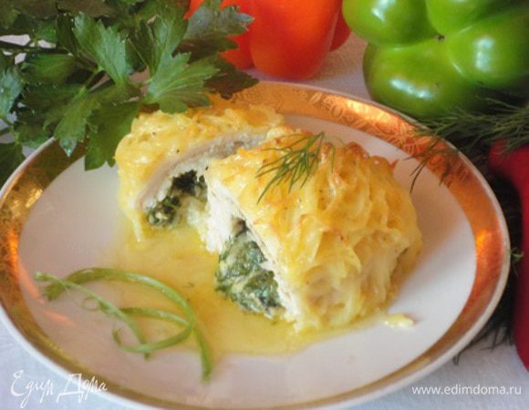 Запекать 30 минут при температуре 200°C (но ориентируйтесь на свою духовку). 