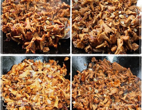 И перемешав... Нет, не так. «Перемешать» тут совершенно не годится. Забудьте про это действие, пока не будут лисички готовы. Вернее будет – «деликатно переворошить». И вот так деликатно, очень часто вороша, жарим лисички. Чтобы, значит, лисички не помять – поломать.



