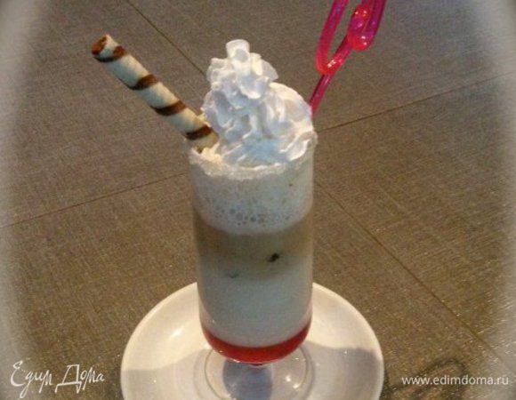 Вставляем в бокал вафельную трубочку и наслаждаемся!))