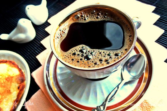 Вполне приятно пить такой кофе с новым насыщенным вкусом, который принесли приправы.