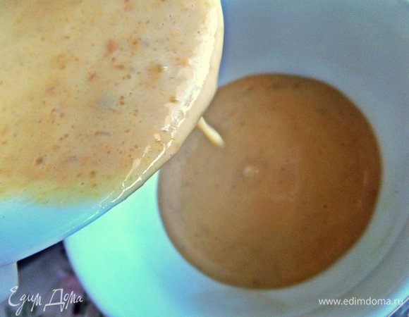 Переливаем в чашку, из которой будете пить кофе.