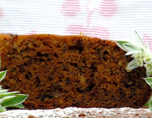 Выпекаем в разогретой до 180С духовке 1 час, выключаем и еще оставляем пирог в духовке на 15-20 минут, нужно проверить деревянной палочкой, она должна выходить совсем слегка влажной.  Если выпекаете в мультиварке, то ставим на режим выпечка на 1 час и еще оставляем на 30 минут на подогреве. Приятного чаепития!!!