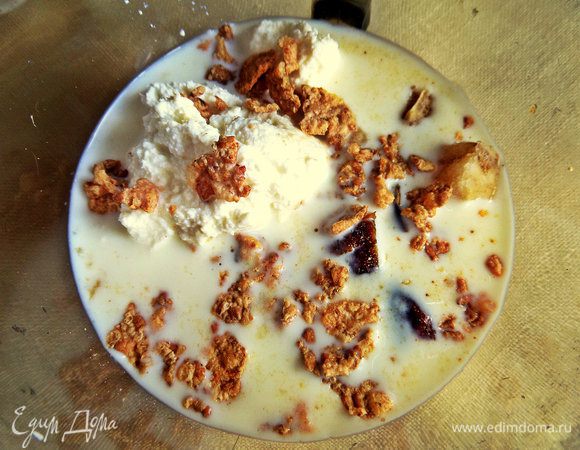 Добавить пару щепоток ванили.