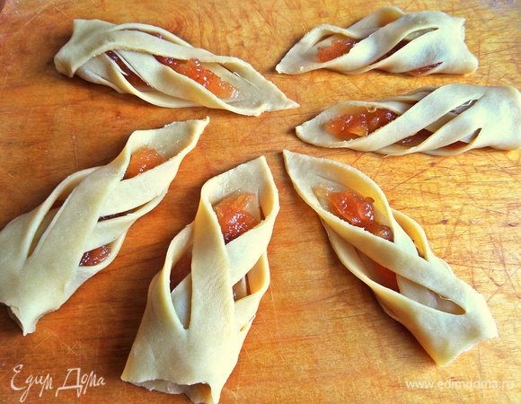 Первая партия печенья готова к выпечке!