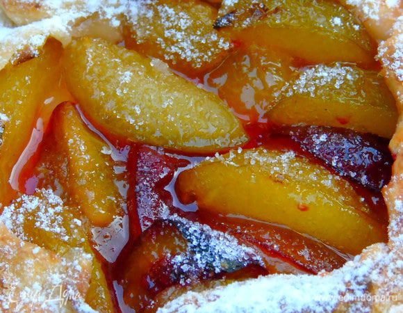 Выпекать при температуре 200С 15 минут. Присыпаем сахарной пудрой и наслаждаемся! Приятного чаепития!